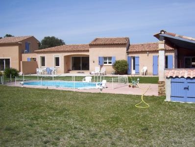 Location saisonniere de vacances maison jouques