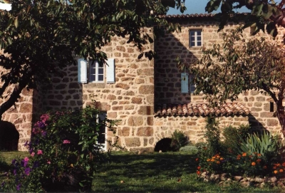 Location saisonniere de vacances maison silhac