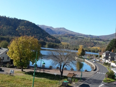 Location saisonniere de vacances gite CHAMBON SUR LAC